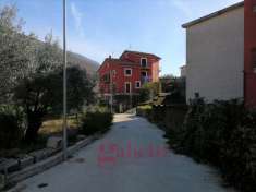 Foto Villa a schiera in vendita a Castello Del Matese