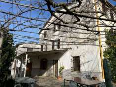 Foto Villa a schiera in vendita a Castelnuovo Magra