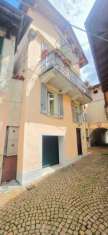 Foto Villa a schiera in vendita a Castelveccana