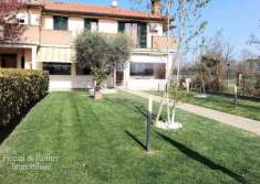 Foto Villa a schiera in vendita a Castiglione del Lago