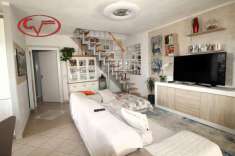 Foto Villa a schiera in vendita a Cavriglia