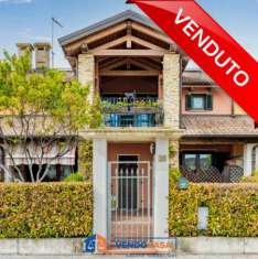 Foto Villa a schiera in vendita a Centallo