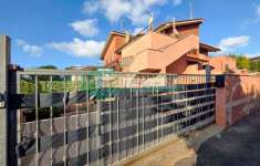 Foto Villa a schiera in vendita a Cerveteri
