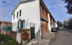 Foto Villa a schiera in vendita a Cesate