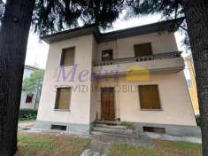 Foto Villa a schiera in vendita a Cesena