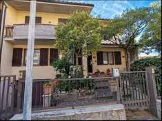 Foto Villa a schiera in vendita a Chiusi