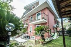 Foto Villa a schiera in vendita a Citta' Sant'Angelo
