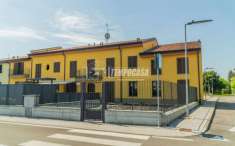 Foto Villa a schiera in vendita a Cremona