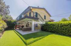Foto Villa a schiera in vendita a Desenzano Del Garda