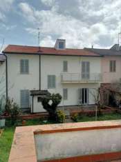 Foto Villa a schiera in vendita a Empoli
