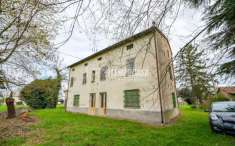 Foto Villa a schiera in vendita a Faenza