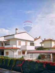 Foto Villa a schiera in vendita a Falconara Marittima - 5 locali 110mq