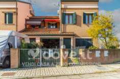 Foto Villa a schiera in vendita a Ferrara - 4 locali 100mq