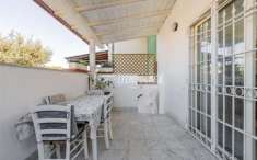 Foto Villa a schiera in vendita a Fiumicino