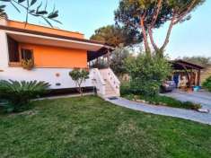 Foto Villa a schiera in vendita a Fiumicino