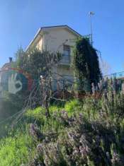 Foto Villa a schiera in vendita a Foligno