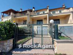 Foto Villa a schiera in vendita a Forano