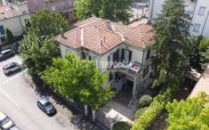 Foto Villa a schiera in vendita a Forli'