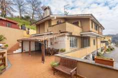 Foto Villa a schiera in vendita a Formello
