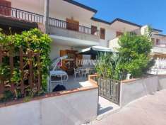 Foto Villa a schiera in vendita a Furnari