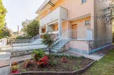 Foto Villa a schiera in vendita a Gallarate