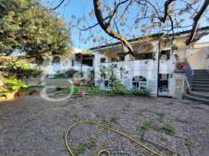 Foto Villa a schiera in vendita a Giugliano In Campania