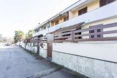 Foto Villa a schiera in vendita a Giugliano In Campania