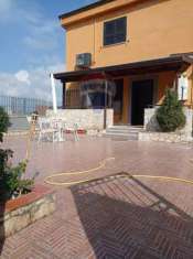 Foto Villa a schiera in vendita a Giugliano In Campania