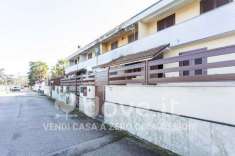 Foto Villa a schiera in vendita a Giugliano In Campania