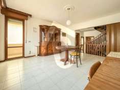Foto Villa a schiera in vendita a Jesi