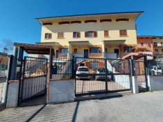 Foto Villa a schiera in vendita a L'Aquila
