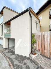 Foto Villa a schiera in vendita a Laives