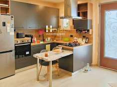 Foto Villa a schiera in vendita a Lastra A Signa