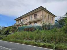 Foto Villa a schiera in vendita a Lipomo