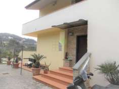 Foto Villa a schiera in vendita a Livorno, Montenero