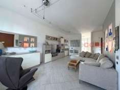 Foto Villa a schiera in vendita a Livorno