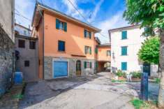 Foto Villa a schiera in vendita a Lizzano In Belvedere - 5 locali 210mq