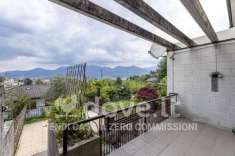 Foto Villa a schiera in vendita a Luino