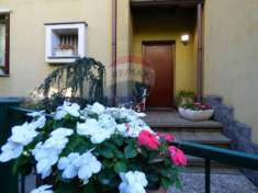Foto Villa a schiera in vendita a Luino