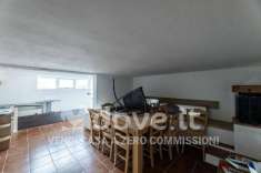 Foto Villa a schiera in vendita a Luino
