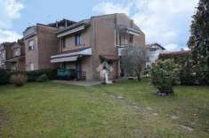 Foto Villa a schiera in vendita a Malnate
