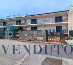 Foto Villa a schiera in vendita a Mariglianella