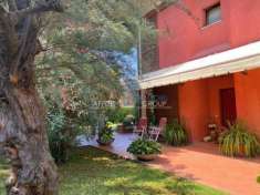 Foto Villa a schiera in vendita a Massa