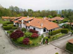 Foto Villa a schiera in vendita a Massino Visconti