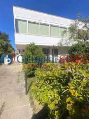Foto Villa a schiera in vendita a Melendugno