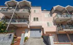 Foto Villa a schiera in vendita a Messina