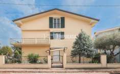 Foto Villa a schiera in vendita a Misano Adriatico