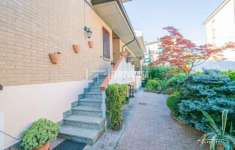 Foto Villa a schiera in vendita a Modena