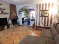 Foto Villa a schiera in vendita a Monsummano Terme