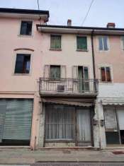 Foto Villa a schiera in vendita a Montebello Vicentino
